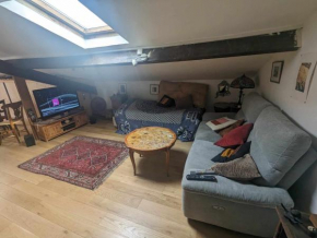 Loft cosy et lumineux à Paris,Les Lilas dans un quartier convivial proche du métro 11 